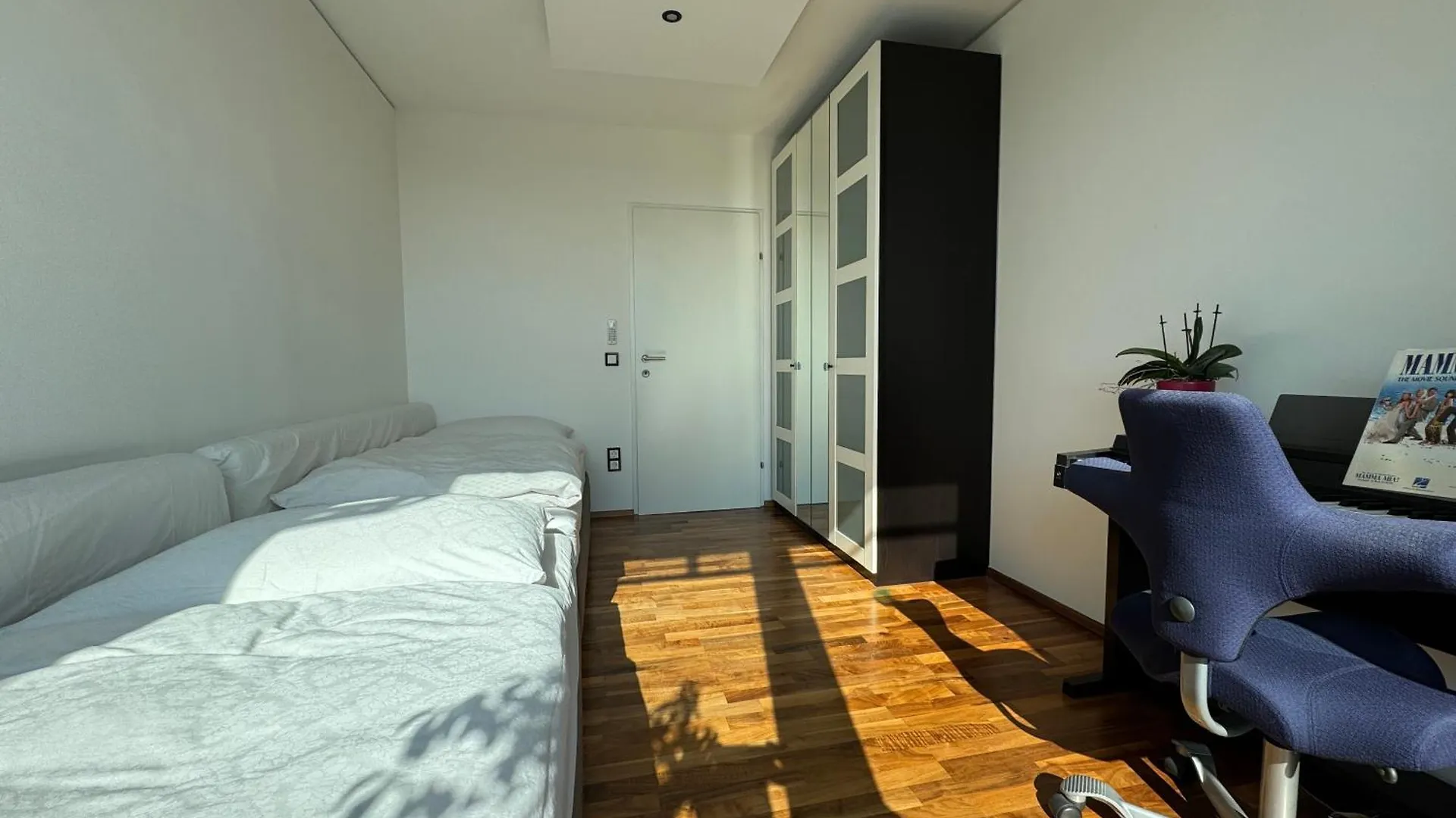 דירה Luxus Penthouse Mit Wellness-Oase Und Panoramaausblick Ueber Wien Sued אוסטריה